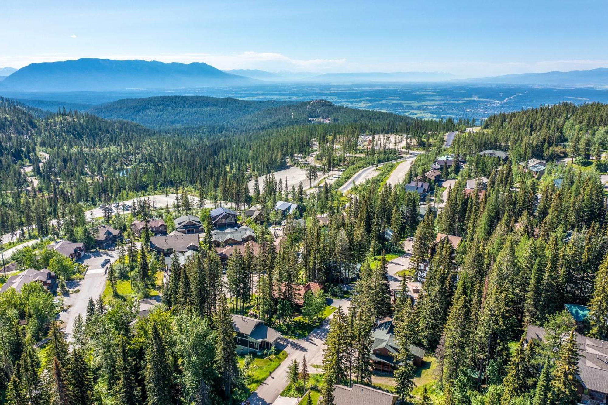 Gray Wolf Condos At Whitefish Room photo