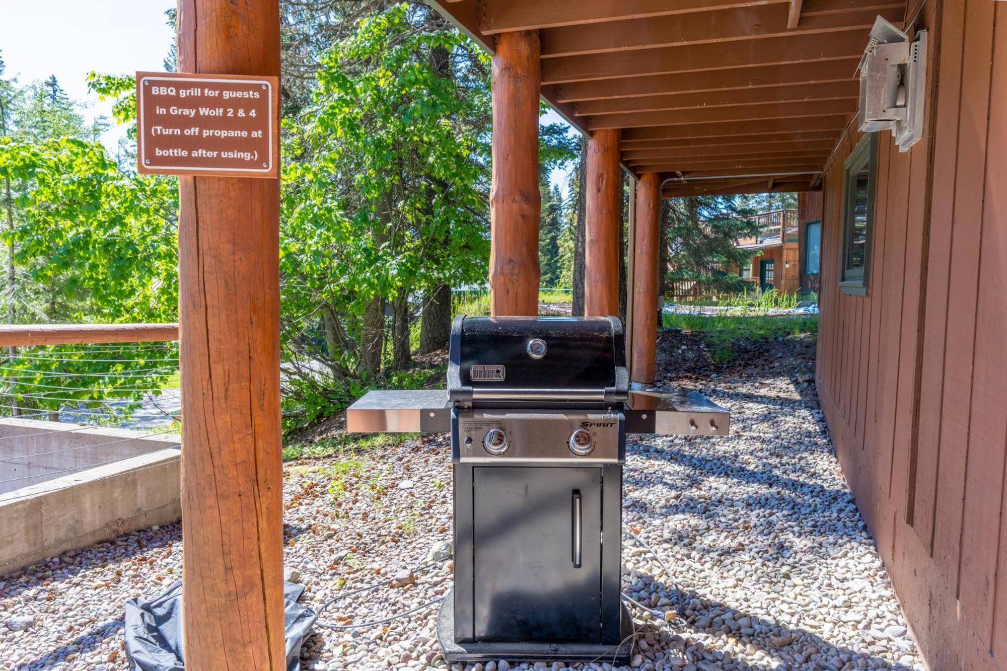 Gray Wolf Condos At Whitefish Room photo