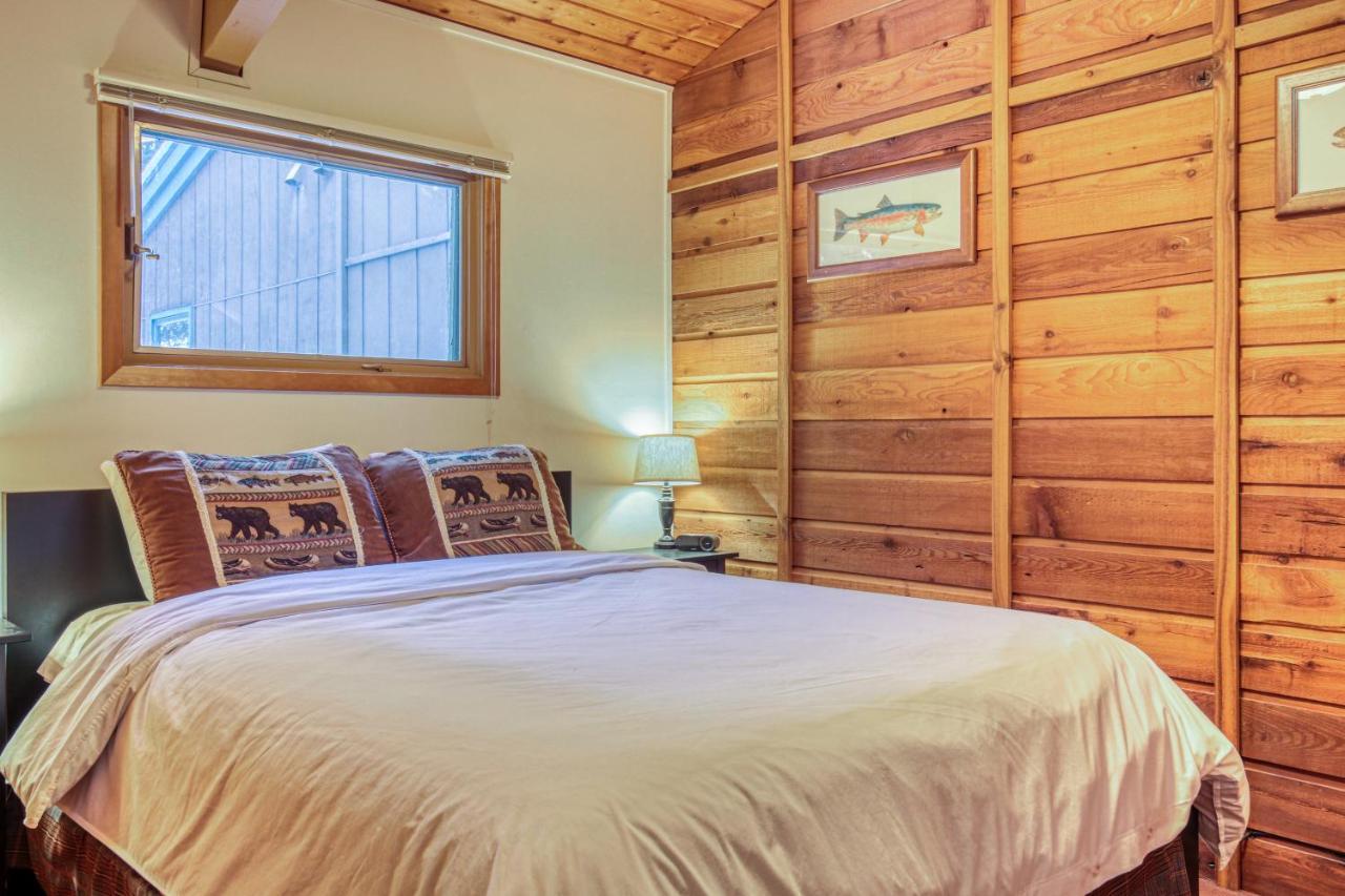 Gray Wolf Condos At Whitefish Exterior photo